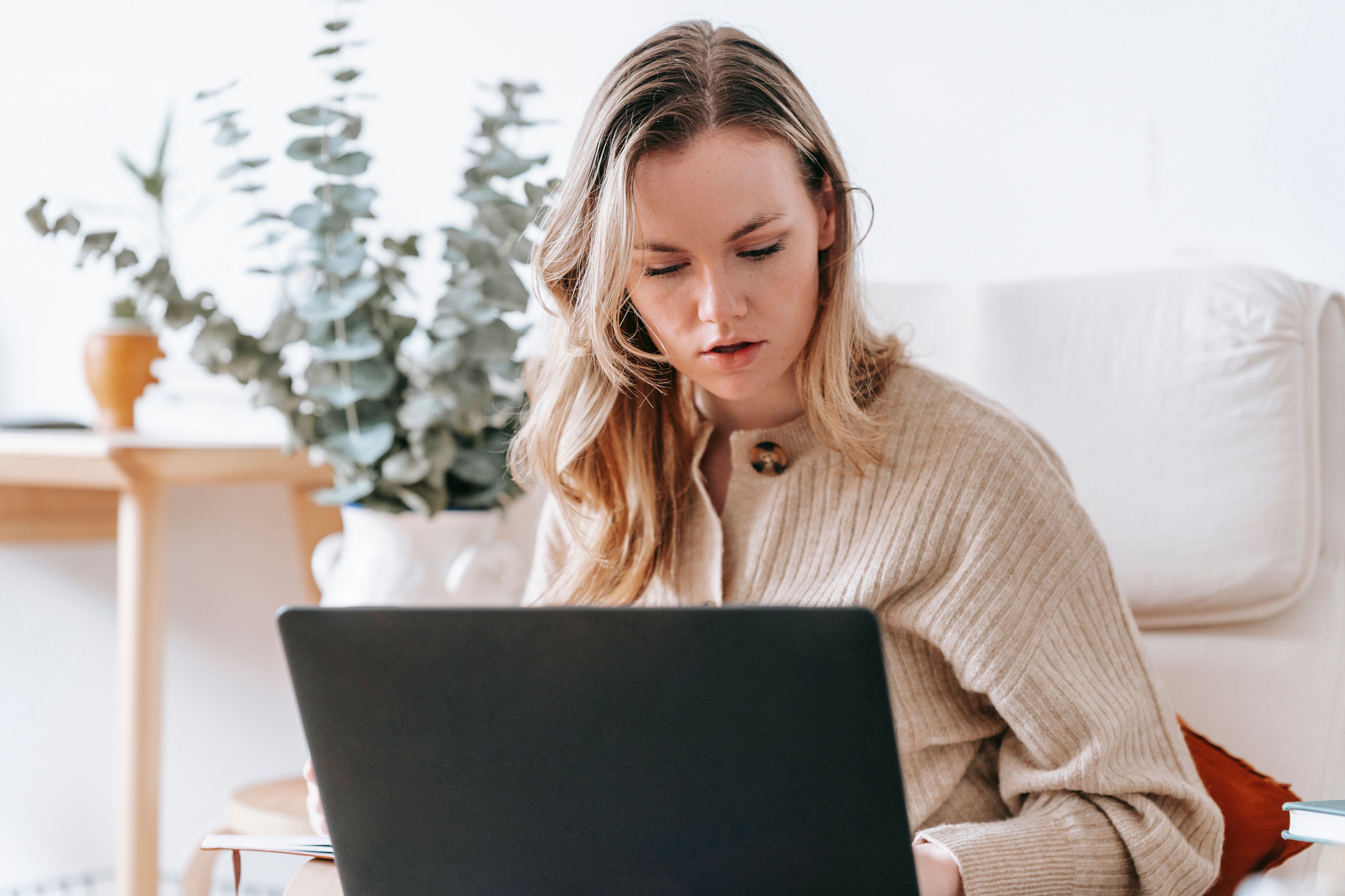 AI Act to Reshape Freelance Briefs as Companies Start Asking About AI Use