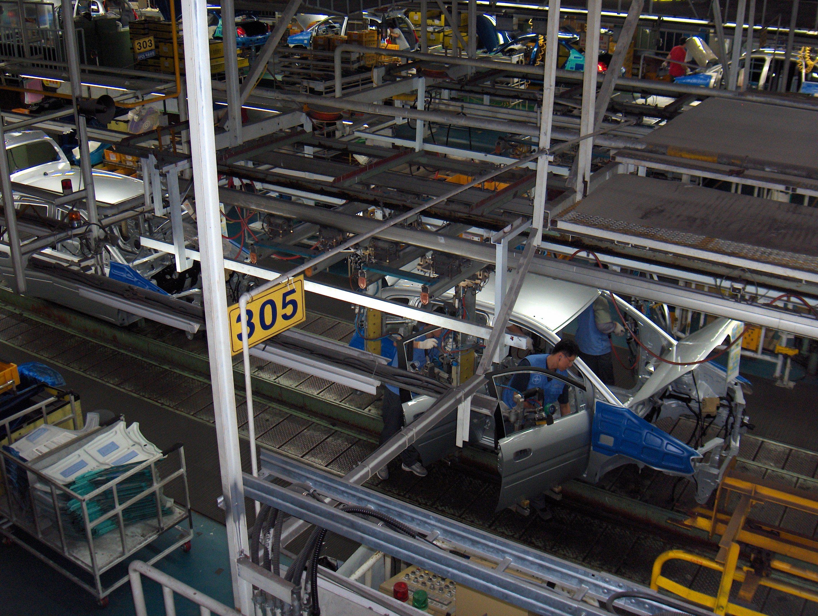 Hyundai Workers Strike Against Atlas Robots for Second Year Running