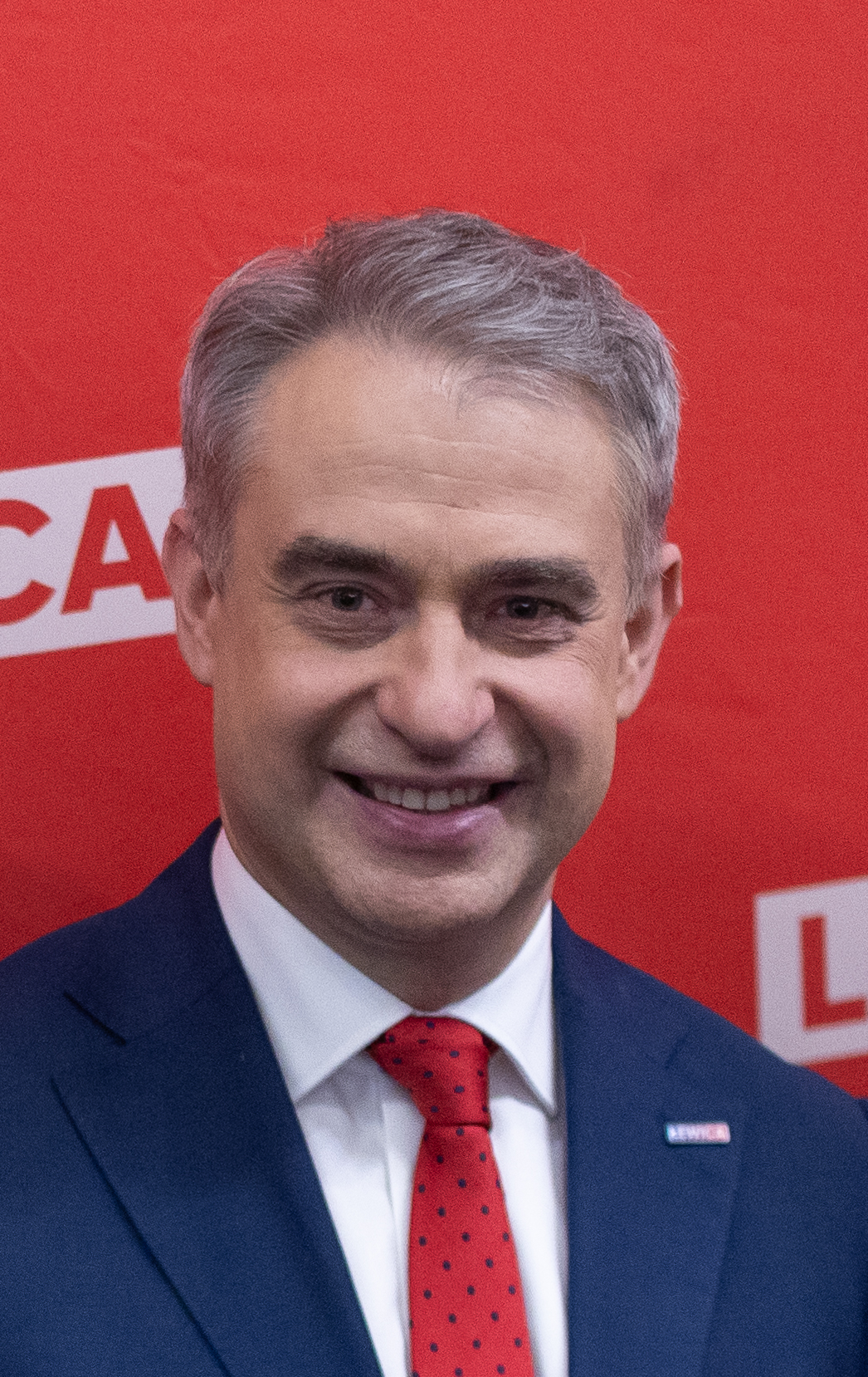 Meta zapowiada nowy system AI przeciw oszustom w Polsce po groźbie kary 250 mln euro