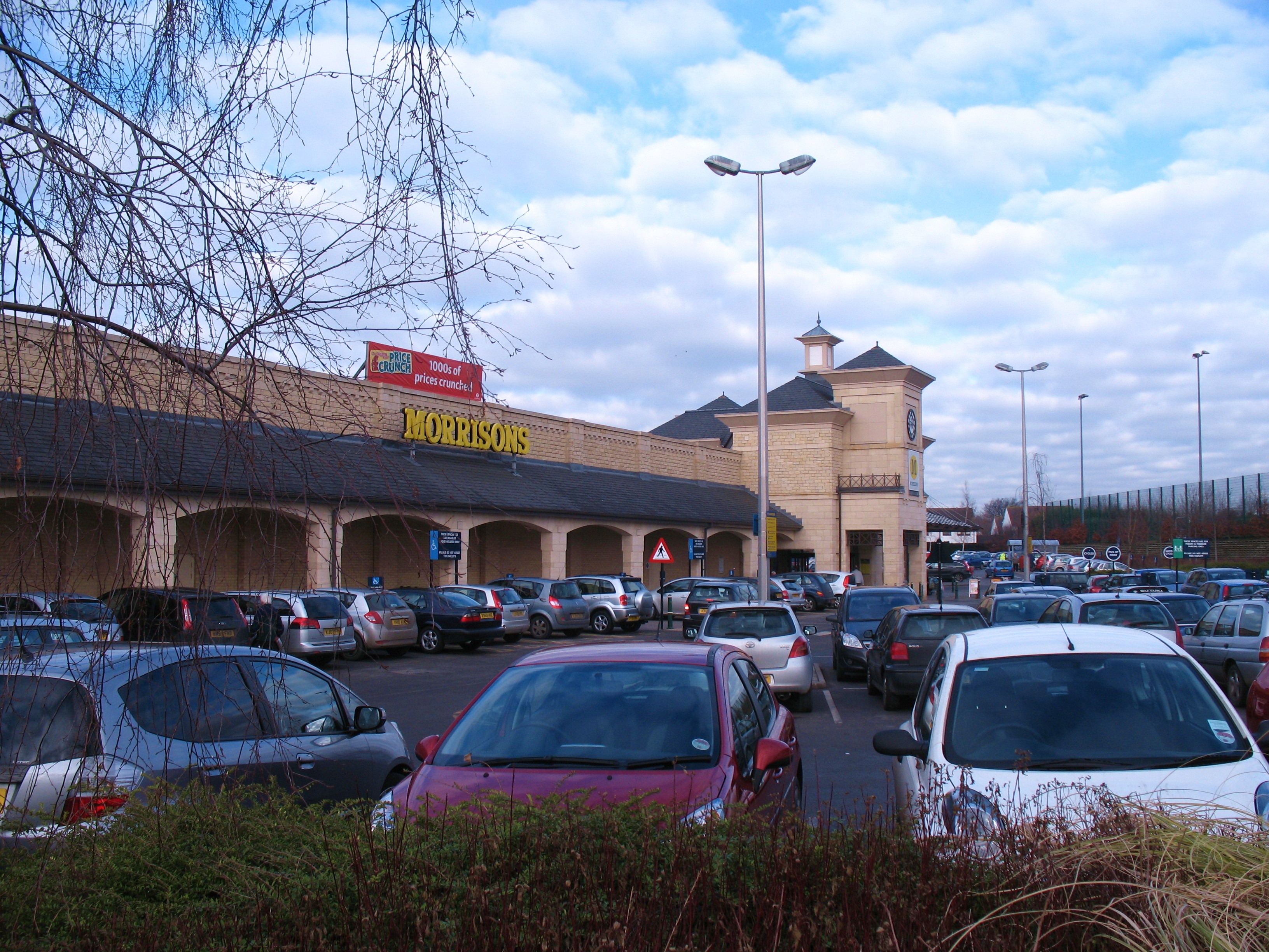 Morrisons testuje w Wielkiej Brytanii inteligentne wózki zakupowe AI
