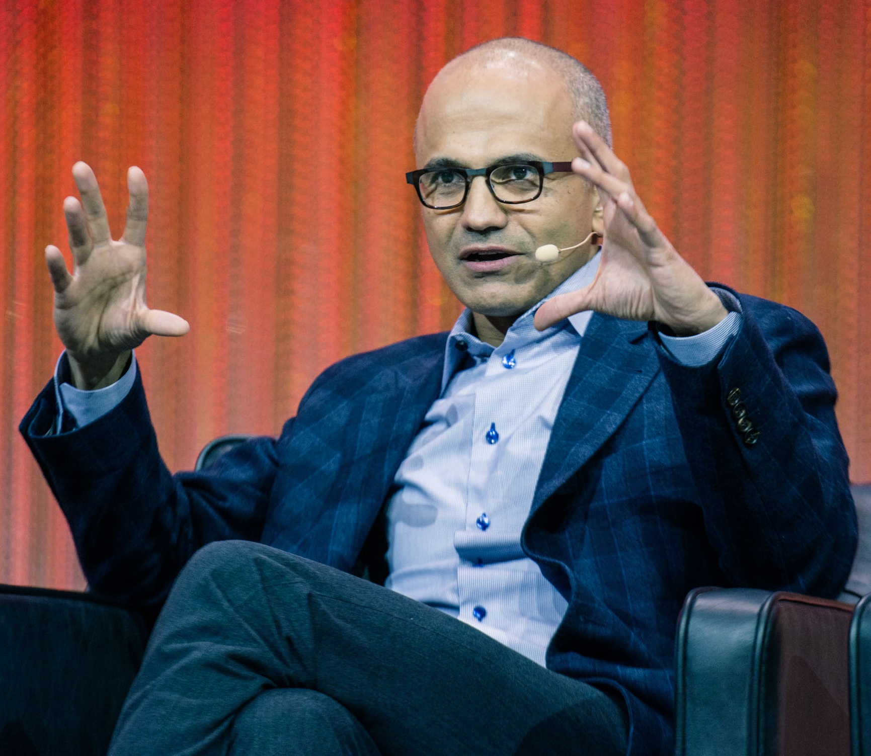 Nadella Accuses Anthropic of Hypocrisy Over AI Model Distillation