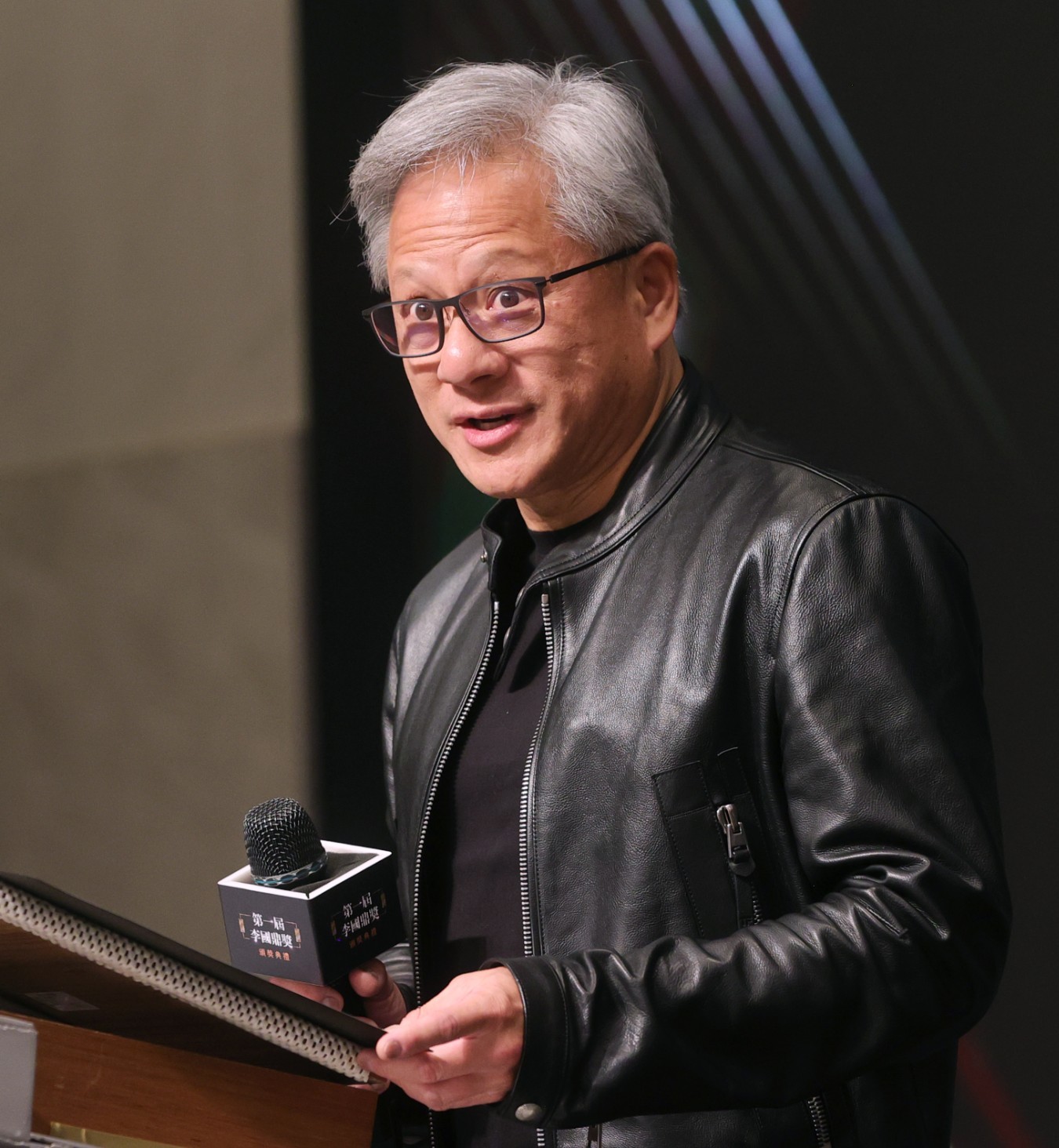 Nvidia blisko przejęcia Hugging Face za 12,9 miliarda dolarów