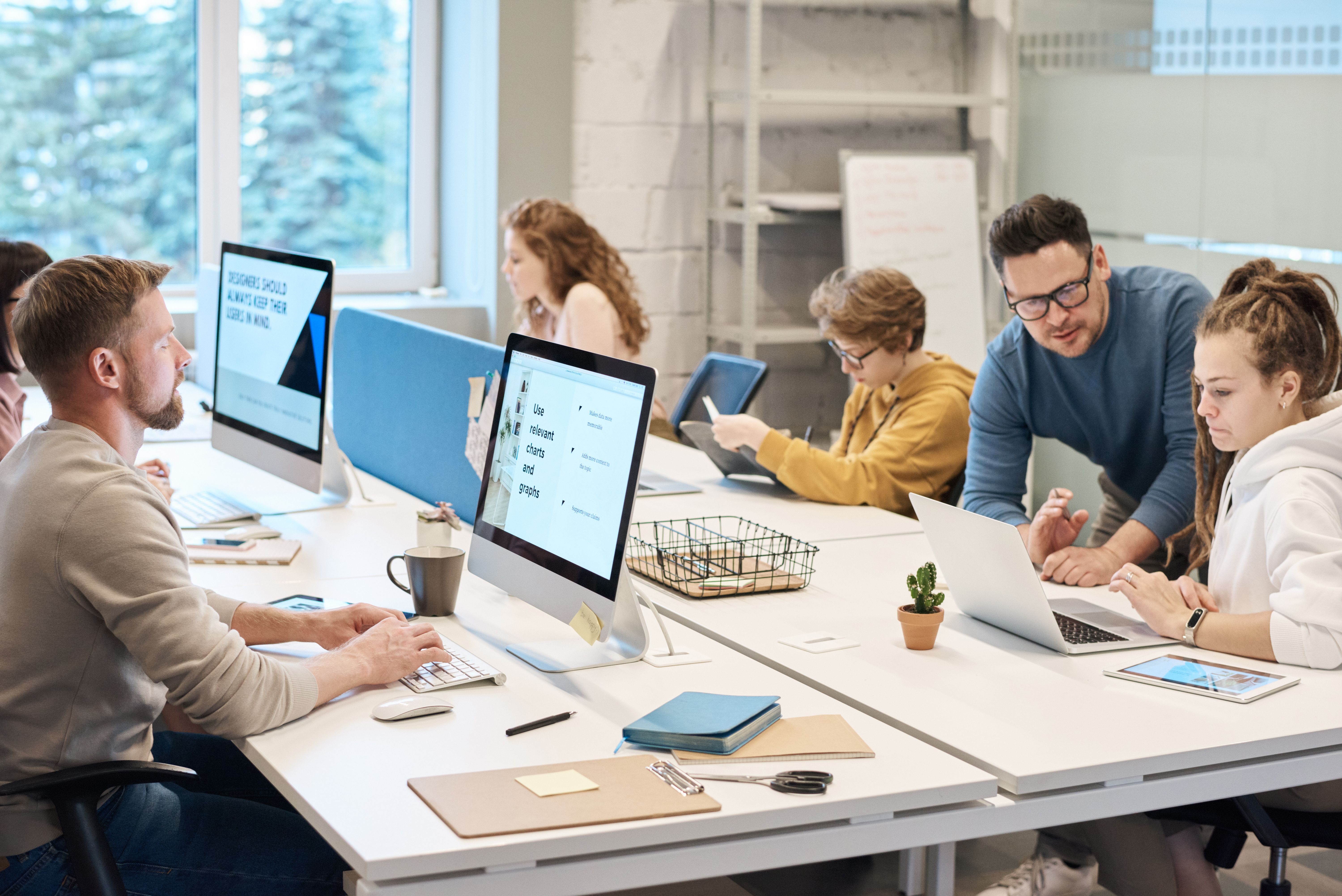 Polish Workers Adopt AI Faster Than Employers Can Invest In It