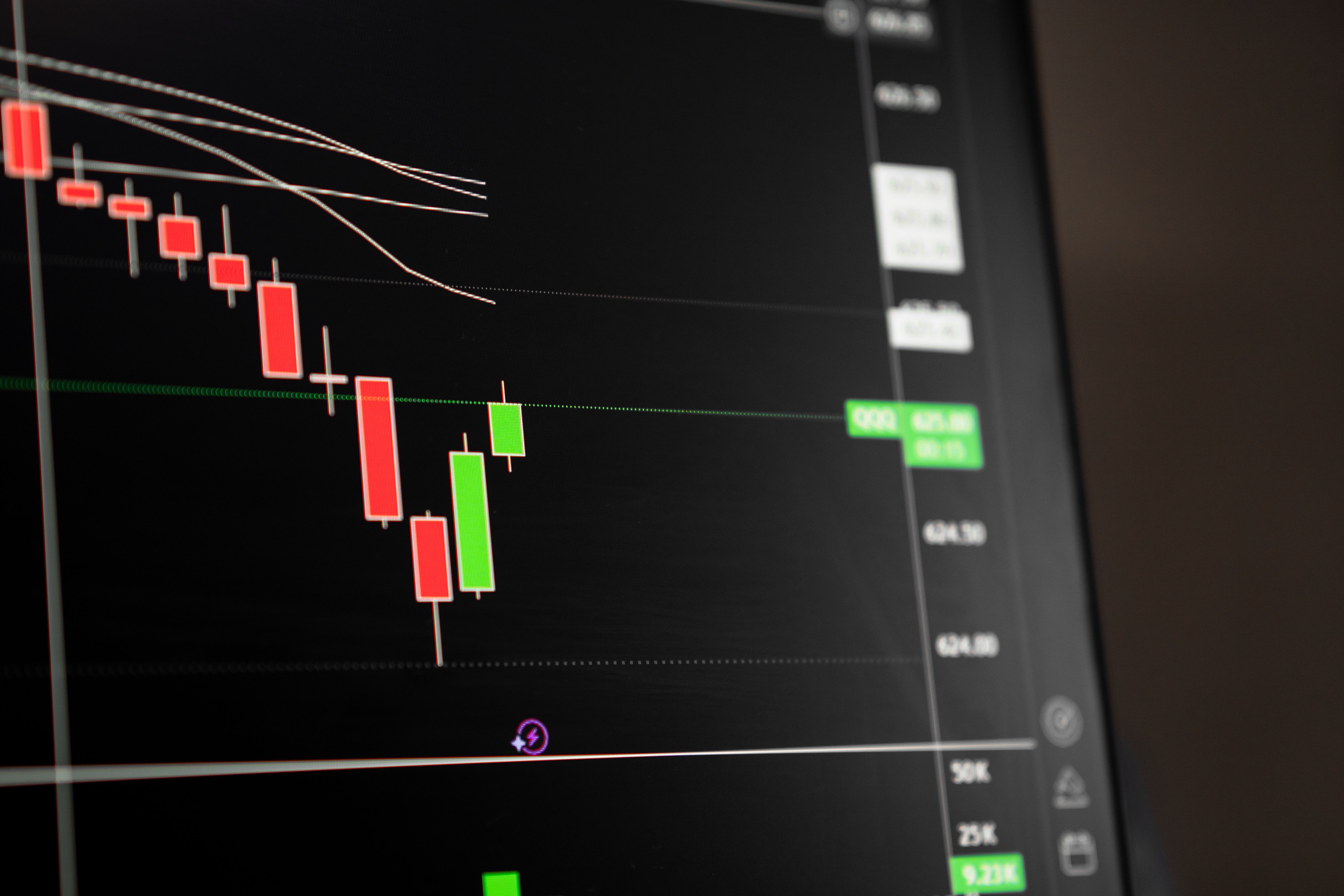 "Big Short" Investor Sells Google Stock, Warns Market Is One Giant AI Bet
