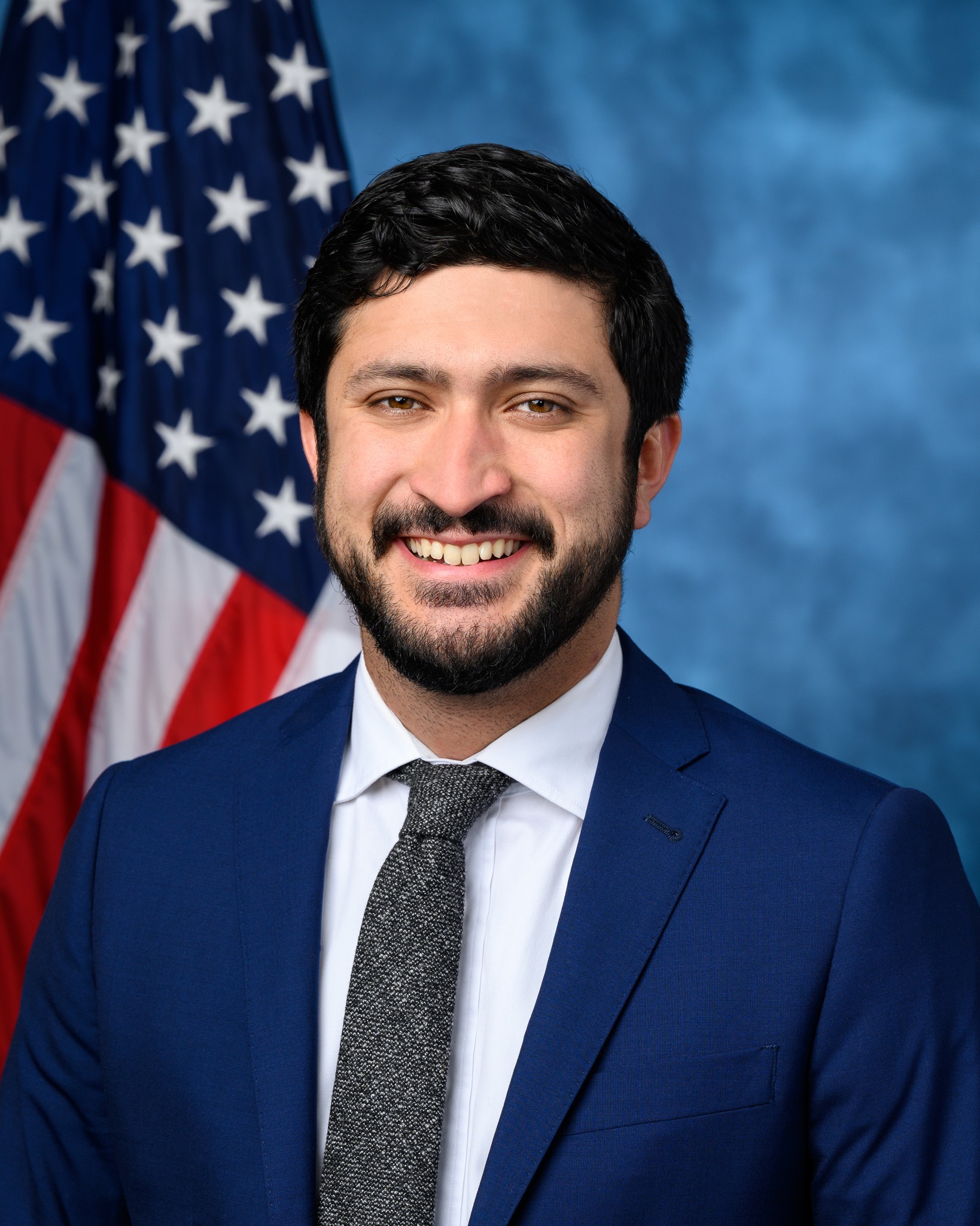 US House Democrats Propose AI Tax That Rises With Unemployment